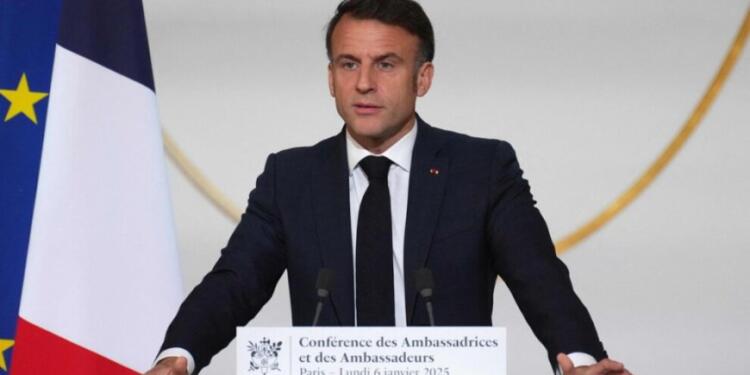 Fransa Cumhurbaşkanı: Kürtler gibi özgürlük savaşçılarına sadık kalacağız