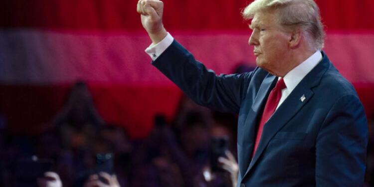 Donald Trump’ın başkanlığı resmileşti