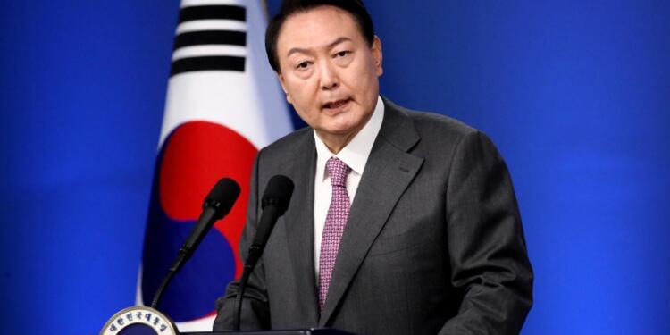 Güney Kore Devlet Başkanı tutuklandı