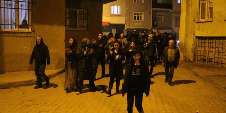 Sêrt’te polis provokasyonuna tepki: Çıkın halkın sokağından