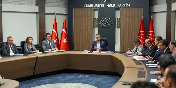 CHP MYK’si çağrı sonrasında olağanüstü toplandı