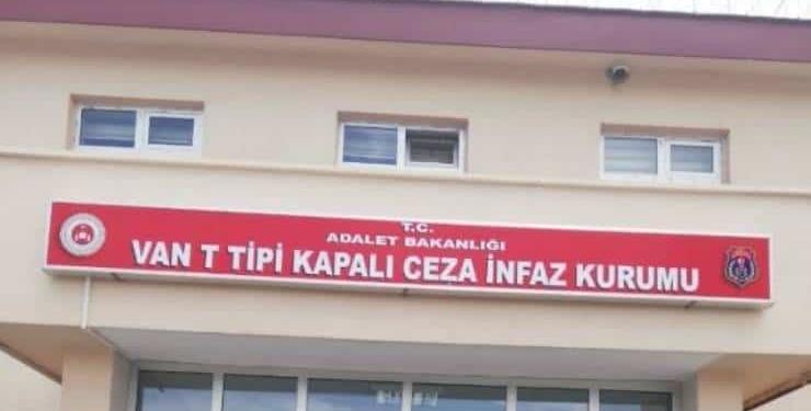Van T Tipi Cezaevi’nde kadın tutsaklar keyfi uygulamalara karşı eylemde