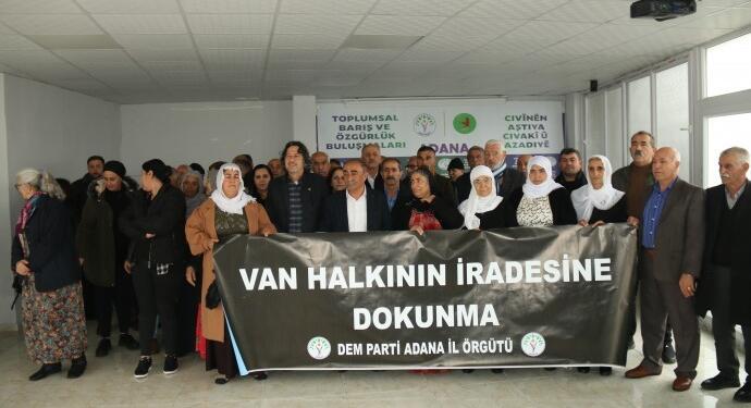 Adana’da Abdullah Zeydan’a verilen ceza protesto edildi