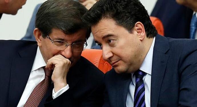 Davutoğlu ve Babacan Meclis’i işaret etti