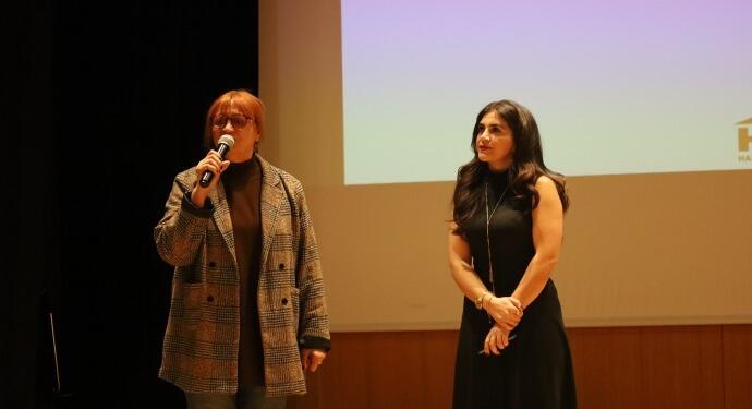 Halkevleri’nden Gülistan Sönük ve Öznur Değer’e ödül