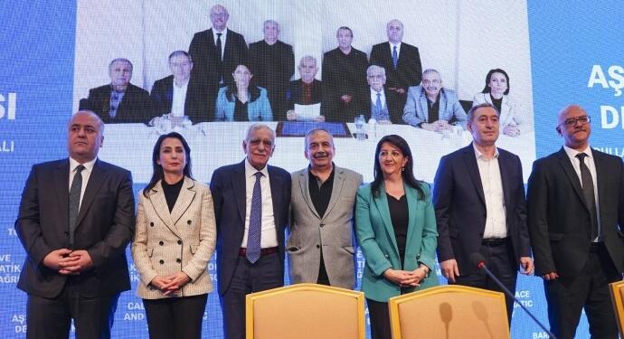 Bahçeli, Abdullah Öcalan’ın çağrısı sonrası Bakırhan’ı aradı