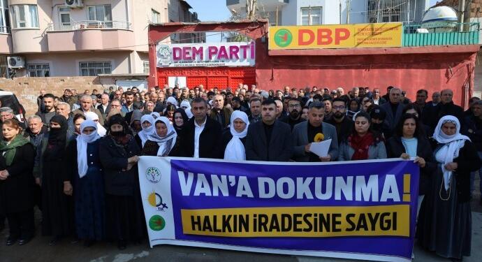 Abdullah Zeydan’a verilen ceza birçok kentte protesto edildi