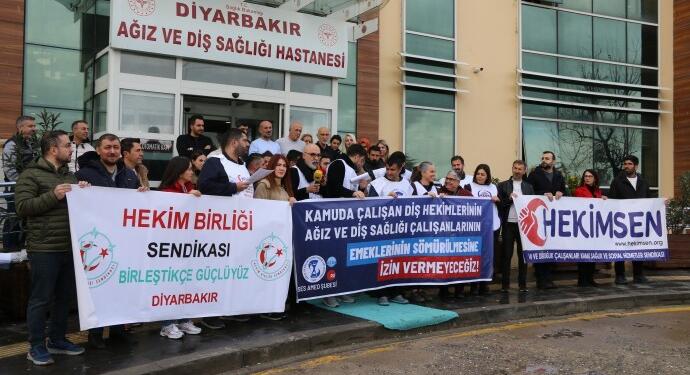 Diş hekimleri bir günlük iş bıraktı