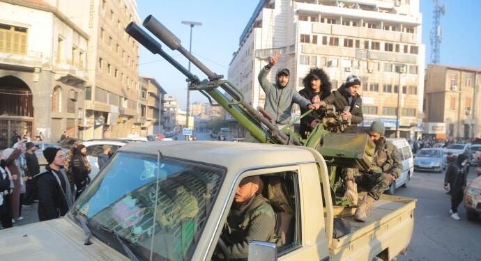 Suriye’de HTŞ’nin 2 ayı: Kadın kimliği hedefte