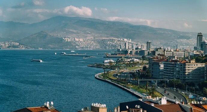 Naci Görür: Ege’deki depremler İzmir’i etkiliyor