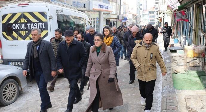 Qaxizman’da kayyıma karşı yürüyüş