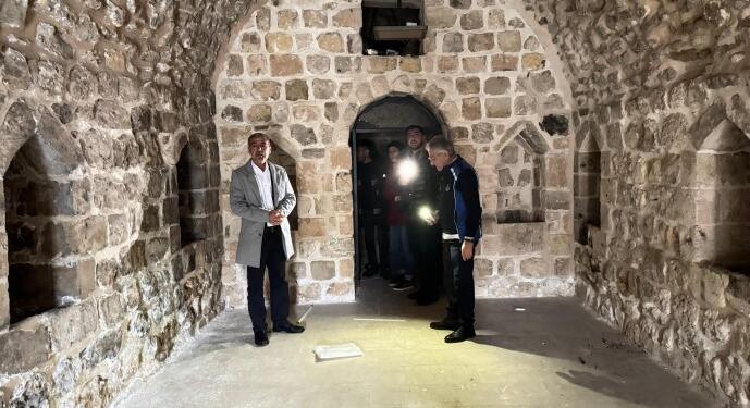 Kayyımın vakfa verdiği tarihi bina geri alındı