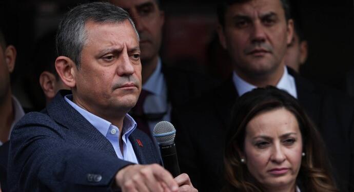 Özgür Özel’den kayyım tepkisi: Hesabını soracağız