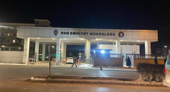 Wan’da gözaltına alınan 30 kişi savcılığa sevk edildi