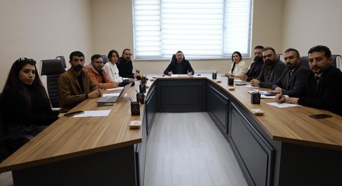 Wan’da gazeteciler polis şiddetine karşı baroya başvurdu