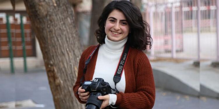 Gazeteci Öznur Değer sürgün edildi