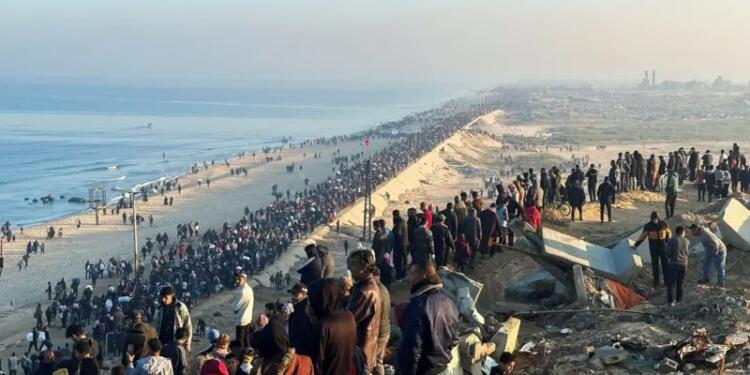 Gazzelileri ‘gönüllü’ adı altında sürme planı Rum sürgününü hatırlatıyor