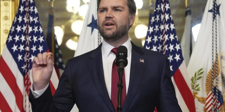 Vance: Ukrayna’ya ordu gönderebiliriz