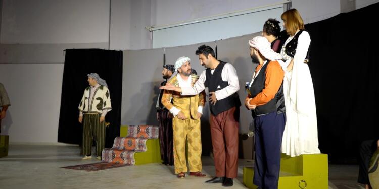 ‘Bekoyê Ewan’ oyunu sahnelendi