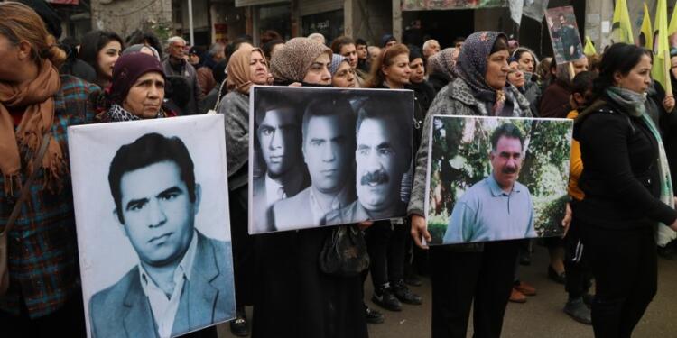 Rojava’da binler uluslara arası komployu protesto etti