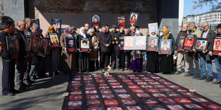 3 kentte kayıp yakınları eylemi: Sürecin adı konulmalı