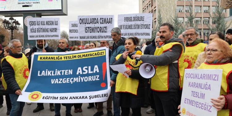 Eğitim Sen’den ‘laiklik’ açıklaması