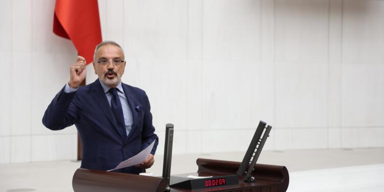 Sırrı Sakık: Kayyım atayarak nasıl barış sağlayacaksınız?