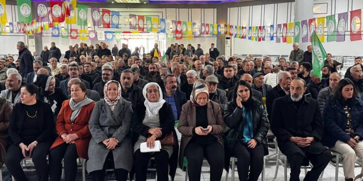 ‘Çözüm için öncelikli olarak tecrit kaldırılmalıdır’