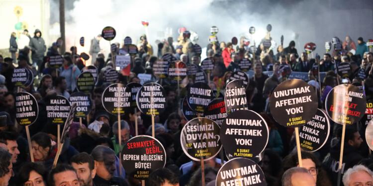 6 Şubat yürüyüşü: Hatay’ı yeniden kuracağız