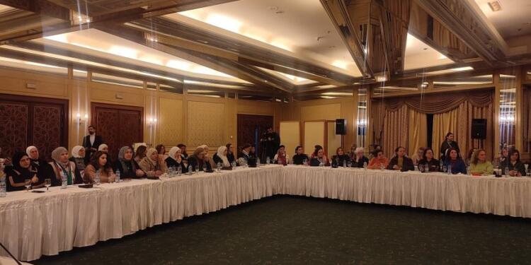 Suriye Kadın Meclisi’nden ‘anayasa’ paneli