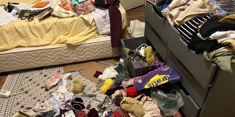 Mersin ve İstanbul’da 2 avukat gözaltına alındı