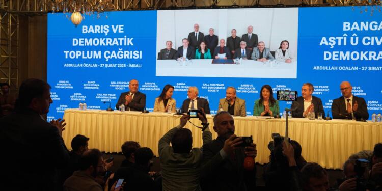 Dünya basını Abdullah Öcalan’ın çağrısını nasıl gördü?