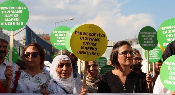 ‘Kürtçe için herkes sorumluluk alması lazım’