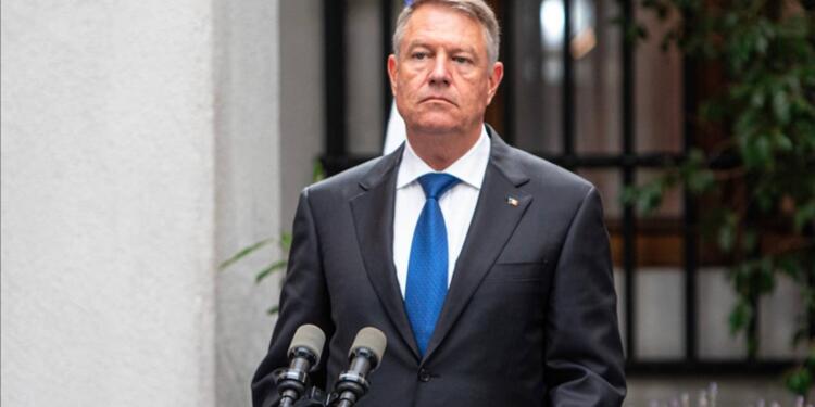 Romanya Cumhurbaşkanı Lohannis istifa etti