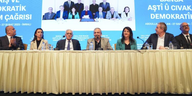 ‘Asrın Çağrısı’na AKP iktidarından ilk tepkiler geldi