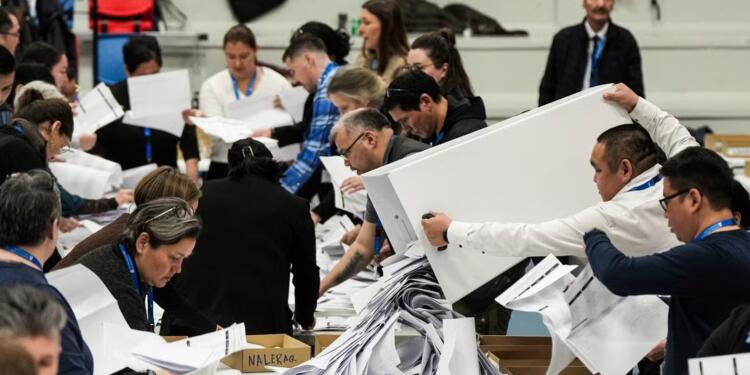 Grönland’daki bağımsızlık yanlısı parti birinci