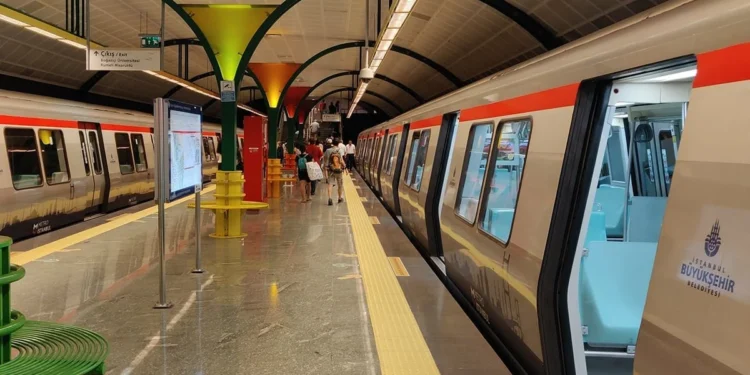 İstanbul’da metro hattı İBB’den alındı