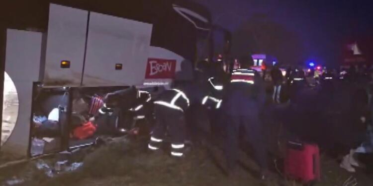 Çanakkale’de tur otobüsü devrildi: 37 yaralı