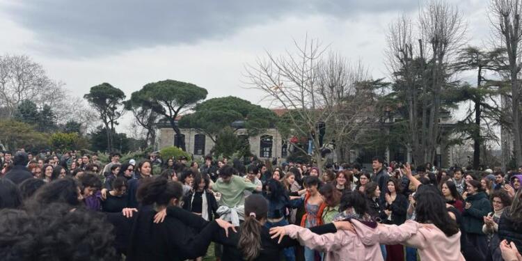 Üniversitelilerin boykot eylemi devam etti