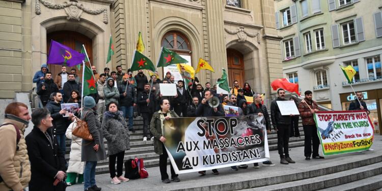 Lozan ve Cenevre’de Kobanê için eylem