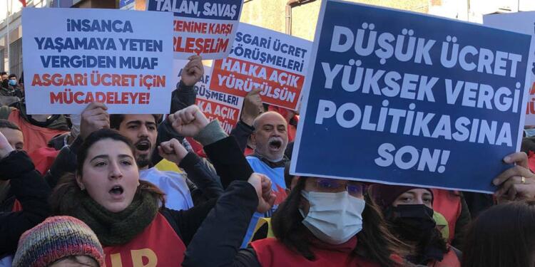 Fakirden alıp zengine veriyorlar