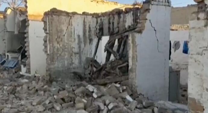 Pakistan’da askeri kışlaya saldırı: En az 12 ölü