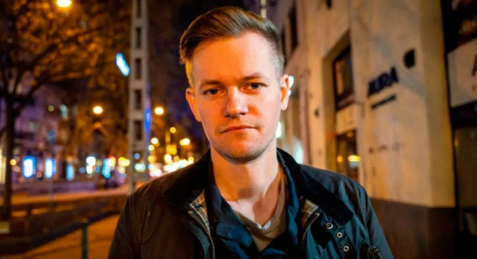 Protestoları takip eden İsveçli gazeteciden haber alınamıyor