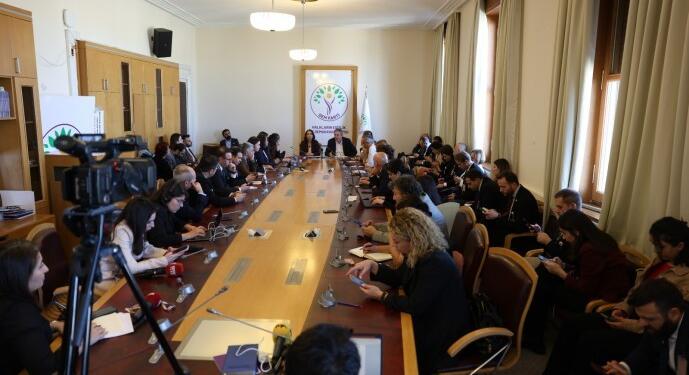 Eş Genel Başkanlar: Mecliste komisyon kurulmalı