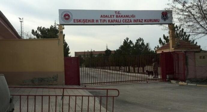 Şizofreni ve Alzheimer hastası tutsağın tahliyesi 3 ay ertelendi