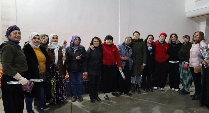 DEM Parti’den işçi kadınlara ziyaret