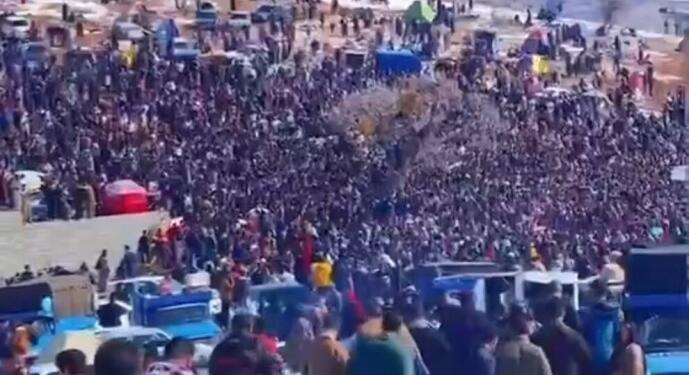 Rojhilat’ta binler Newroz ateşi yaktı