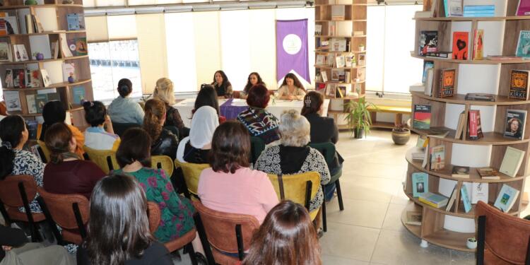 Kadınlar Kürt edebiyatını konuştu