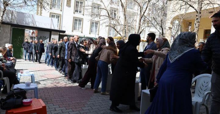 Bayramlaşma etkinliğinde ‘mücadele ve barış’ vurgusu