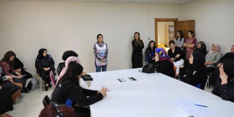 Peyas’ta meme kanseri farkındalık atölyesi